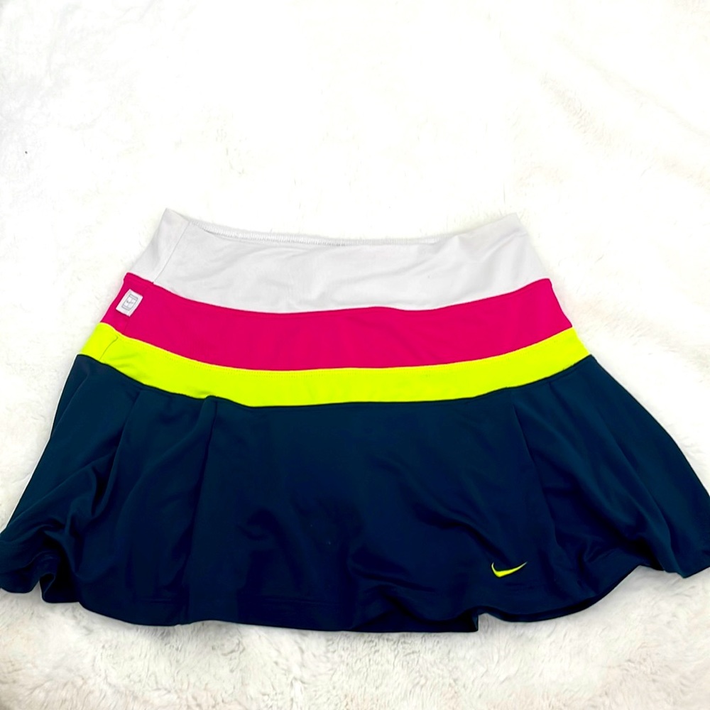 Nike dri-fit skort